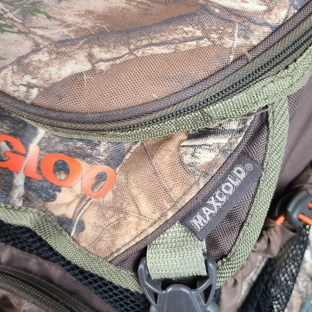 Igloo MaxCold Backpack Cooler Camouflage Hunting Fishing Insulated Bag Camo